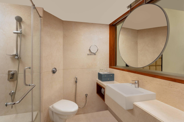 أفضل العروض ل The Gateway Hotel Athwalines Surat سورات 