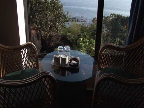 Best offers for Hawaii The Sea-Side Village Retreat North Goa