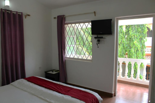 Best offers for Macedo Palms Lemonmint North Goa