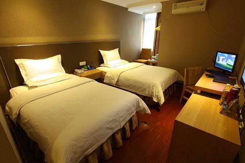 Best offers for Ying Shang Jin Yi Guangzhou