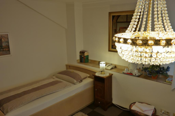 Best offers for Am Hallenbad  Garni Hotel Dusseldorf