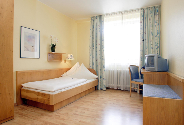 Best offers for Europa Bonn Bonn