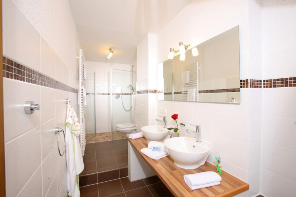 Best offers for Landhotel Salmen Kassel