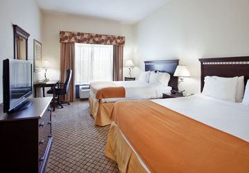 أفضل العروض ل Holiday Inn Express and Suites McPherson مكفرسون 