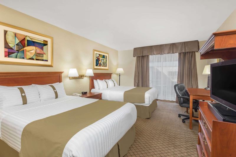 أفضل العروض ل بيندام جاردين ثيوداد وبريجون أوبريجون