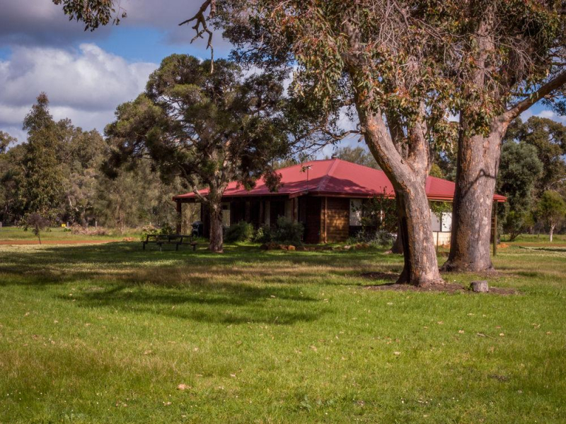 Best offers for Dunsborough Rail Carriages & Farm Cottages Perth