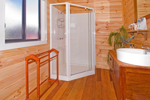 Best offers for Bears Went Over The Mountain Hotel Hobart