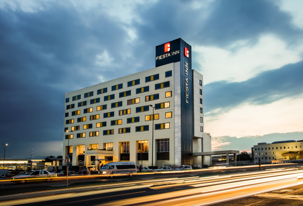 أفضل العروض ل Fiesta Inn Pachuca Gran Patio باتشوكا
