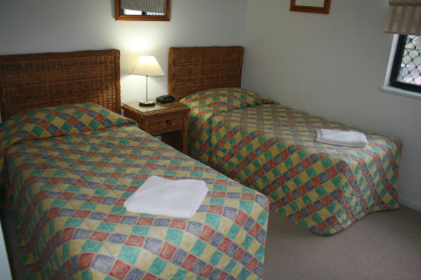 Best offers for Kingsrow Holiday Apartments Maroochydore