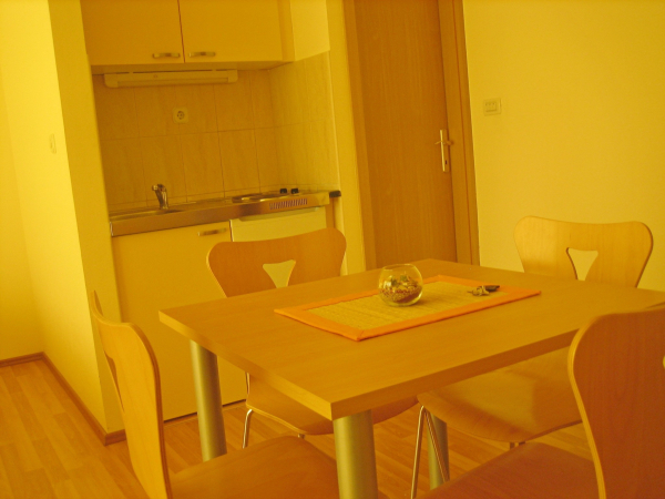 أفضل العروض ل ملادن أوميس