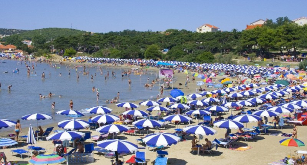 أفضل العروض ل فندق تن سان مارينو فاميلي لوبار بلازا راب