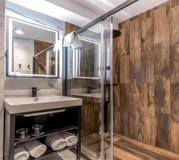 أفضل العروض ل فندق  اد تاررس كريكفنيكا