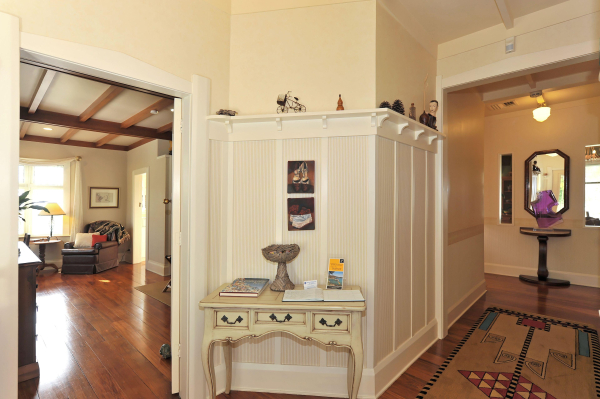 Best offers for Shelbourne Villa Nelson