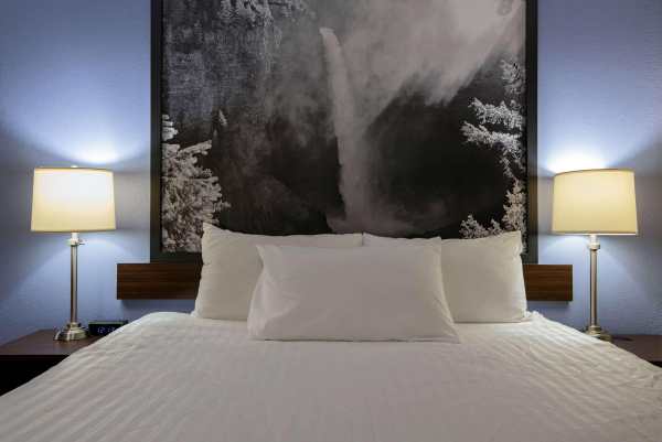 Best offers for Super 8 By Wyndham Kamloops On The Hill SUN PEAKS