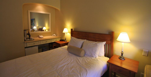 Best offers for Vacation Internationale Pinnacle Lodge SUN PEAKS