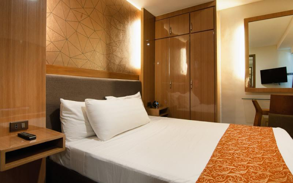 Best offers for Fernandina 88 Suites Hotel Quezon City 