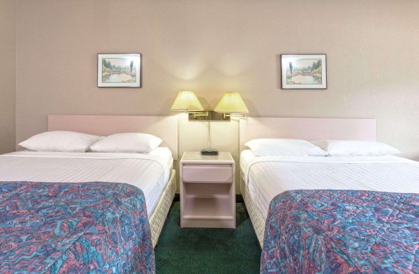 أفضل العروض ل سابر 8 باى ويندهام جولدن جولدن