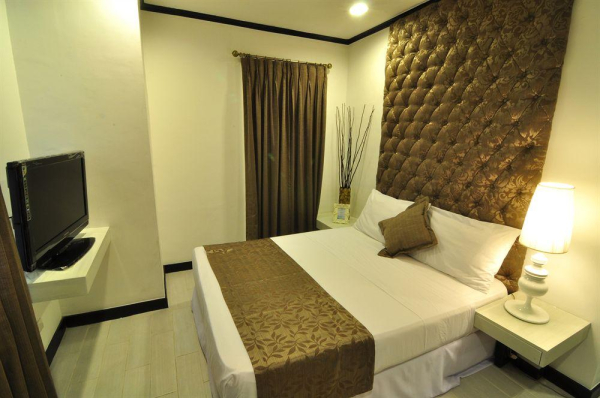 Best offers for Seven Suites Observatory Hotel Quezon City