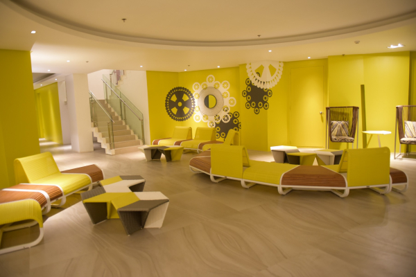 أفضل العروض ل استوريا كاررنت جزيرة بواكاي