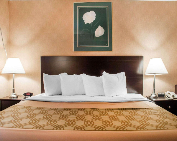 Best offers for Woodstock Inn and Suites Woodstock
