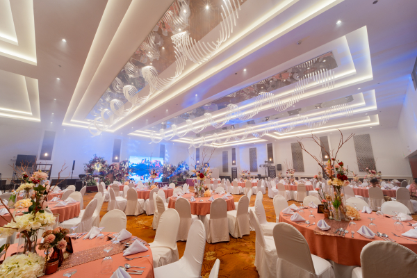 Best offers for Metrocentre Hotel & Convention Center Panglao