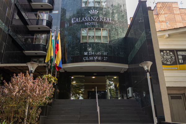 Best offers for Calasanz Rea Medellin