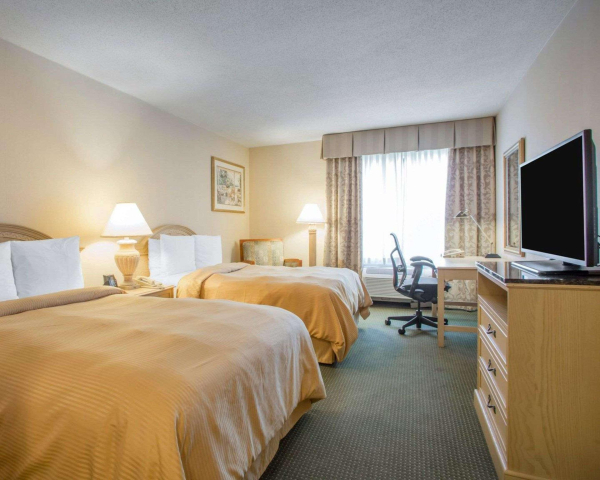 Best offers for La Quinta Inn & Suites By Wyndham South Holland South Holland 