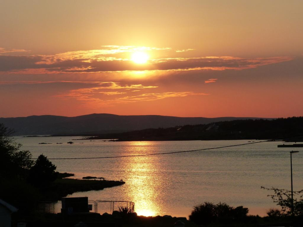 Best offers for Radharc An Oileain Donegal