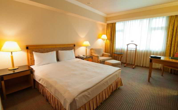 أفضل العروض ل Carlton Hotel Chunghwa هسينتشو 