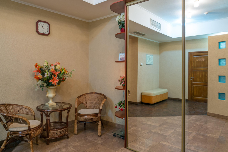 Best offers for Cheri Hall Rostov-na-donu