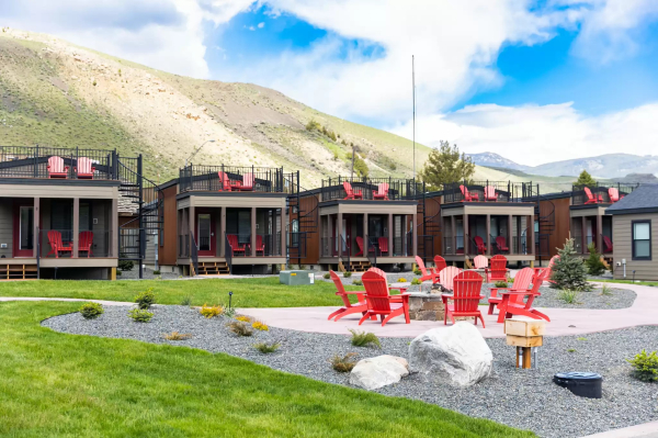Best offers for Ridgeline Hotel at Yellowstone Ascend Hotel Colle Gardiner 