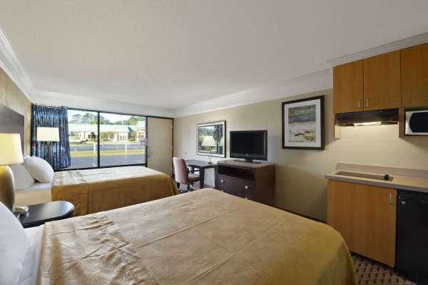 Best offers for Travelodge by Wyndham Hinesville Hinesville