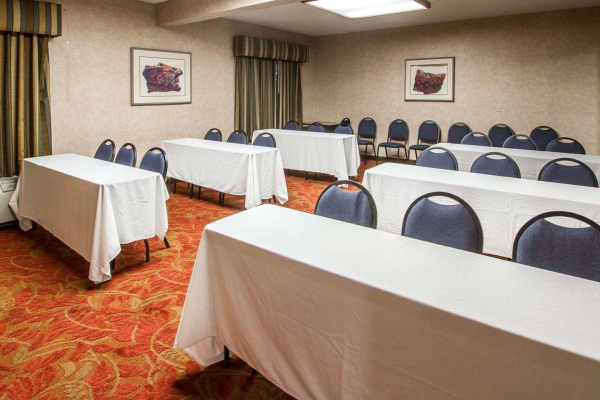 Best offers for Comfort Inn I-10 West at 51st Ave Phoenix 