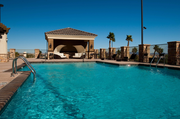 أفضل العروض ل Radisson Hotel Yuma يوما 