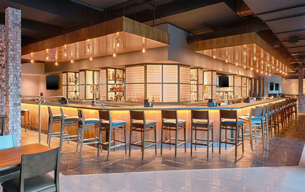 أفضل العروض ل Sheraton Mesa Hotel at Wrigleyville West مسا