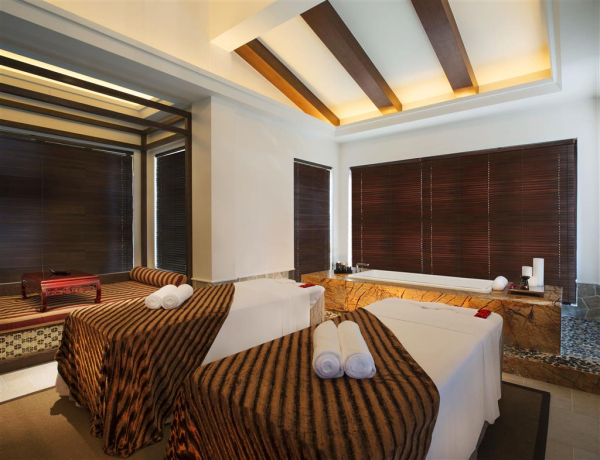 أفضل العروض ل منتجع ذ رويال بجونيا-ا لاكشارى كولكشن سانيا سانيا