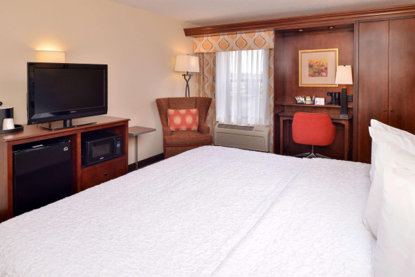 Best offers for Hampton Inn Elkhart Elkhart
