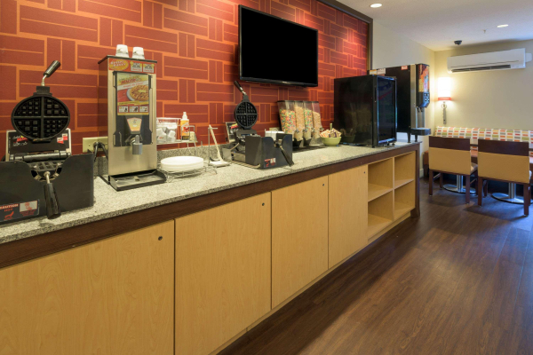 Best offers for Hawthorn Suites By Wyndham Hartford Meriden Meriden