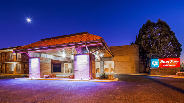 أفضل العروض ل Motel 6 Willcox, AZ بلومينجتون 