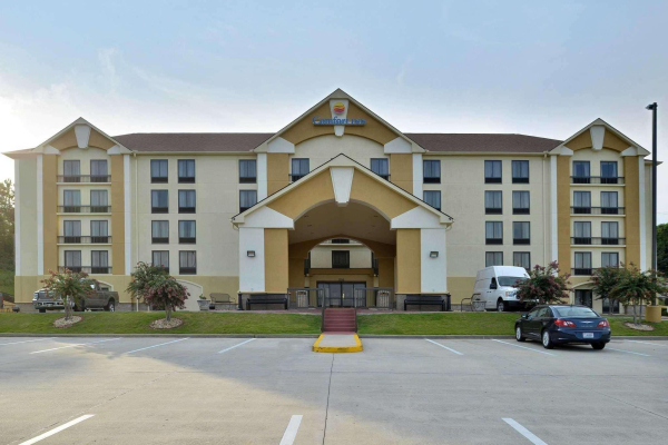 أفضل العروض ل كومفورتان بيرمينفام هوموود بيرمينفام