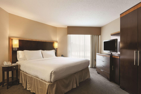 أفضل العروض ل مباسي سويتس بيرمينفام بيرمينفام