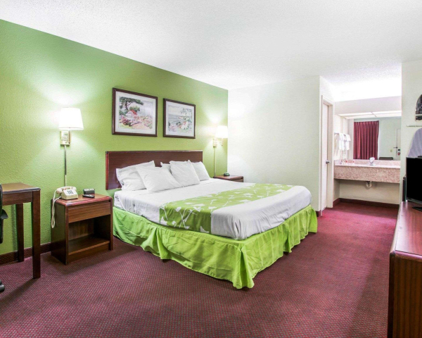 Best offers for Econo Lodge Dothan Area Dothan