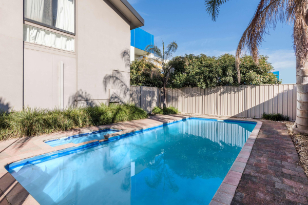 أفضل العروض ل بست وسترن جوفرنور جىبس موتوران ترارالجون