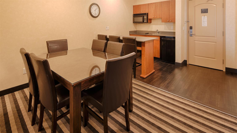 Best offers for Best Western Plus Meridian Hotel Lloydminster