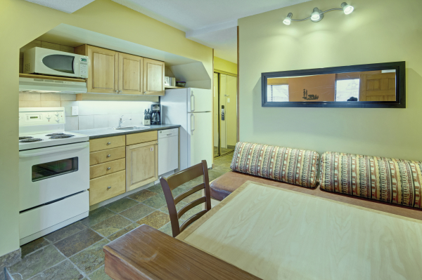 Best offers for Mountainside Lodge Whistler