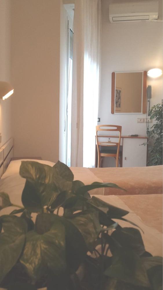 أفضل العروض ل جاولس ريميني