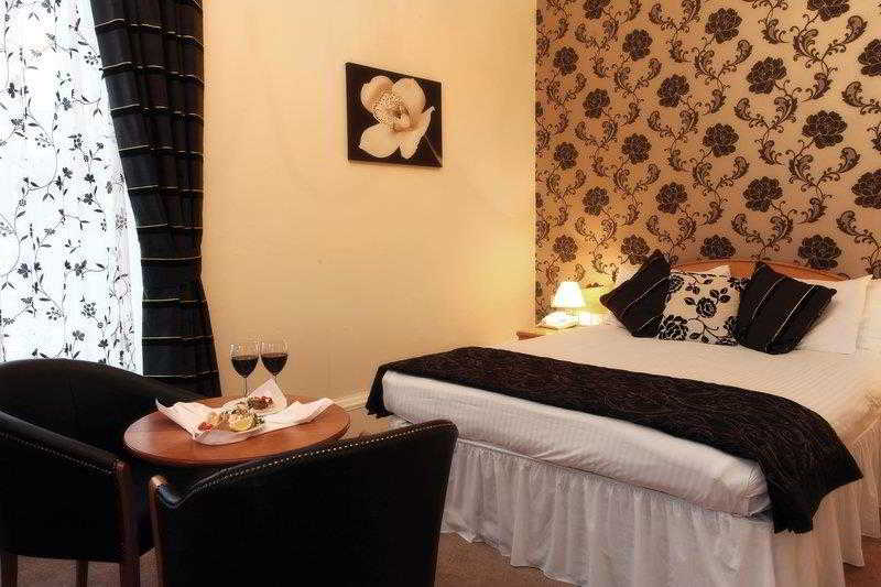 Best offers for Best Western Woodlands Hotel Dundee 