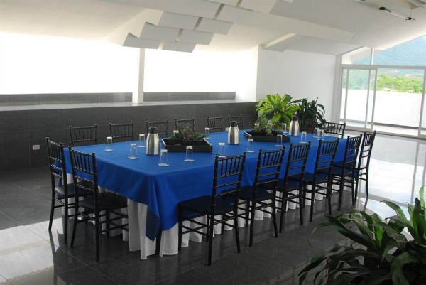 Best offers for Casa del Arbol Galerias San Pedro Sula