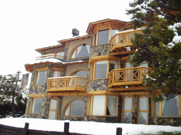 Best offers for Lirolay Suites San Carlos de Bariloche