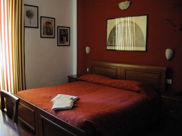 أفضل العروض ل فندق ايدي ميلانو